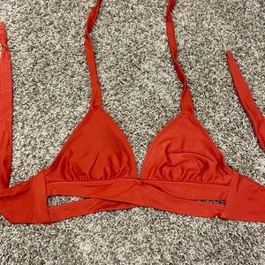 Great swim top for the summer!